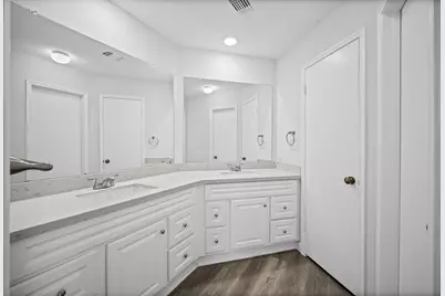 6522 Grandvale Drive, Houston, TX 77072 - Photo 19
