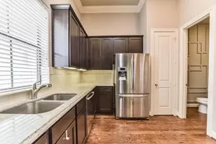 9642 Knight Rd, Houston, TX 77045 - Photo 7