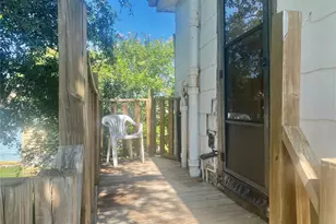 5618 Avenue L, Galveston, TX 77551 - Photo 9