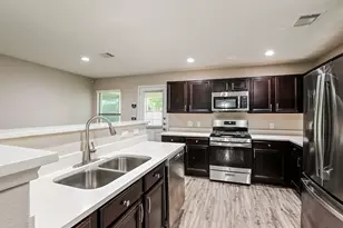 16030 Arapaho Bend Ln, Cypress, TX 77429 - Photo 5