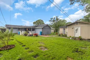 8515 Frazier Dr, Beaumont, TX 77707 - Photo 23