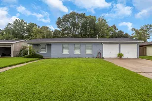8515 Frazier Dr, Beaumont, TX 77707 - Photo 1