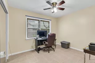 8515 Frazier Dr, Beaumont, TX 77707 - Photo 15