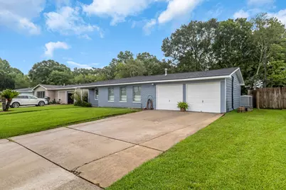 8515 Frazier Drive, Beaumont, TX 77707 - Photo 3