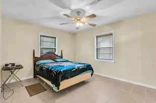 8515 Frazier Dr, Beaumont, TX 77707 - Photo 11
