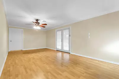 8515 Frazier Drive, Beaumont, TX 77707 - Photo 9