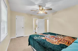8515 Frazier Dr, Beaumont, TX 77707 - Photo 13