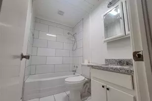 401 N Tinsley St, Angleton, TX 77515 - Photo 3