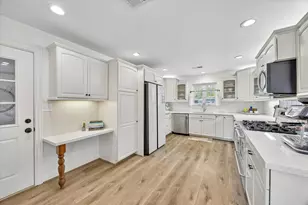 5401 De Milo Dr, Houston, TX 77092 - Photo 11