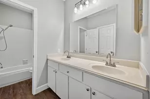 9707 Richmond Ave, Houston, TX 77042 - Photo 17