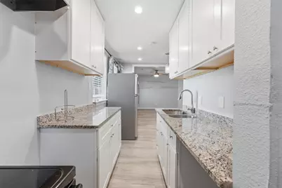 14 Norwood Street #03, Houston, TX 77011 - Photo 11