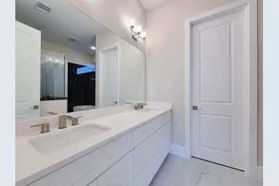 5613 Leonard Street, Houston, TX 77023 - Photo 33