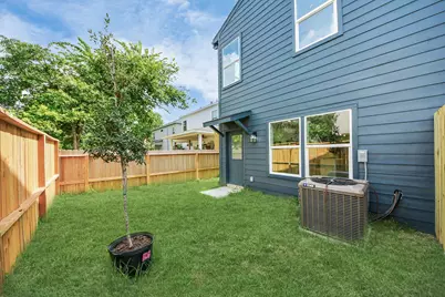 8023 Brandon Street, Houston, TX 77051 - Photo 9