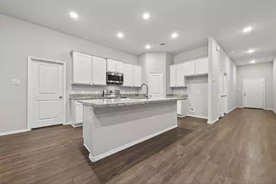 15195 Conroe Heights Lane, Willis, TX 77318 - Photo 11