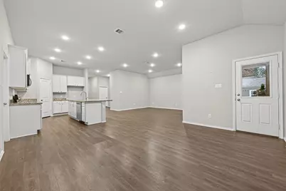 15195 Conroe Heights Lane, Willis, TX 77318 - Photo 9