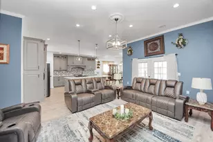 213 Newman Ct, Conroe, TX 77303 - Photo 15