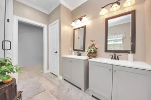 213 Newman Ct, Conroe, TX 77303 - Photo 23