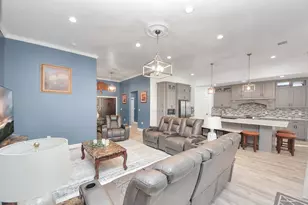 213 Newman Ct, Conroe, TX 77303 - Photo 17