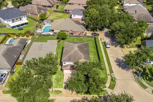 10427 Lyndon Meadows Dr, Houston, TX 77095 - Photo 39