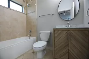 4215 Lillian St, Houston, TX 77007 - Photo 5