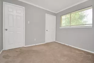 8622 Elbert St, Houston, TX 77028 - Photo 13
