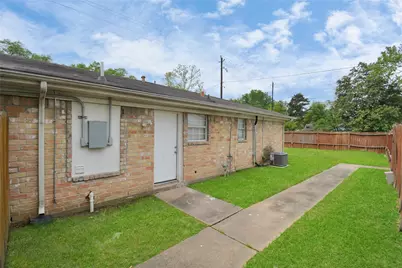 8622 Elbert Street #B, Houston, TX 77028 - Photo 21