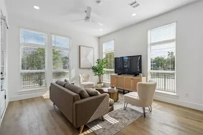 3219 Brewster Street, Houston, TX 77026 - Photo 9