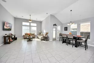 427 Alaska Cedar Dr, Crosby, TX 77532 - Photo 7