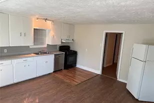 726 4th St, San Leon, TX 77539 - Photo 9