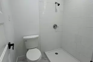 8523 Riverside Walk Ln, Houston, TX 77064 - Photo 11