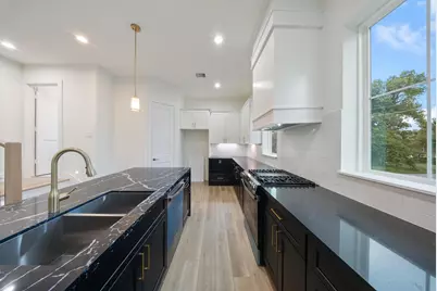 1126 Weiss Street, Houston, TX 77009 - Photo 13