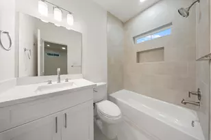1126 Weiss St, Houston, TX 77009 - Photo 27