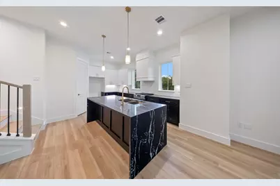 1126 Weiss Street, Houston, TX 77009 - Photo 9