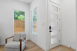 4110 Cortlandt St, Houston, TX 77018 - Photo 5