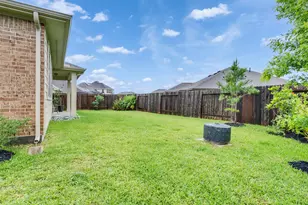 1807 Oakdale Mist Dr, Dickinson, TX 77539 - Photo 29