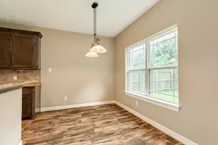 2426 Ridgewood Dr, West Columbia, TX 77486 - Photo 7