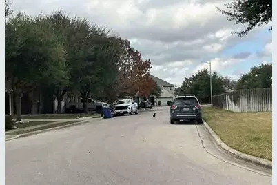 17817 Floribundas, Elgin, TX 78621 - Photo 5