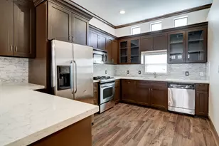 8715 Meadowcroft Dr, Houston, TX 77063 - Photo 3