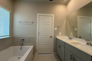 2527 Gray Gale Ct, Baytown, TX 77523 - Photo 25