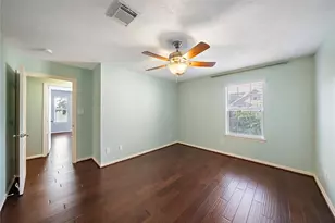 2626 Couch St, Houston, TX 77008 - Photo 27