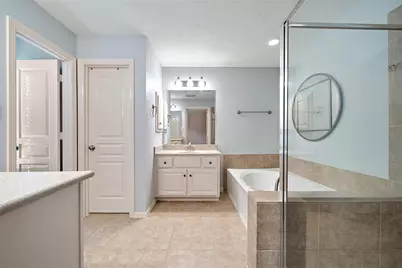 2626 Couch Street, Houston, TX 77008 - Photo 21