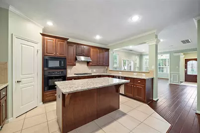 2626 Couch Street, Houston, TX 77008 - Photo 11