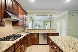 2626 Couch St, Houston, TX 77008 - Photo 3