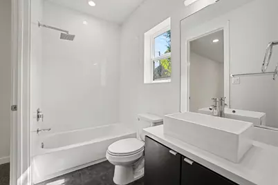 910 W 19th Street #B, Houston, TX 77008 - Photo 21