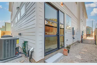 1506 McKee Street #B, Houston, TX 77009 - Photo 21