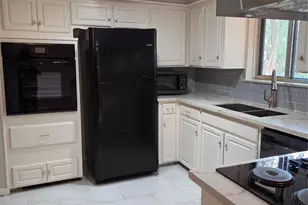1510 Neptune Ln, Houston, TX 77062 - Photo 15