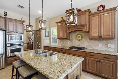 2884 Tuscania Lane, League City, TX 77573 - Photo 11