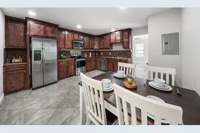 910 Rosewick Street, Houston, TX 77015 - Photo 5