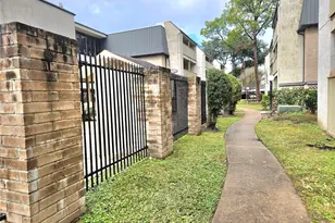 8421 Hearth Dr, Houston, TX 77054 - Photo 19