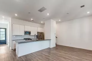 4727 Glen Isle Dr, Houston, TX 77009 - Photo 5